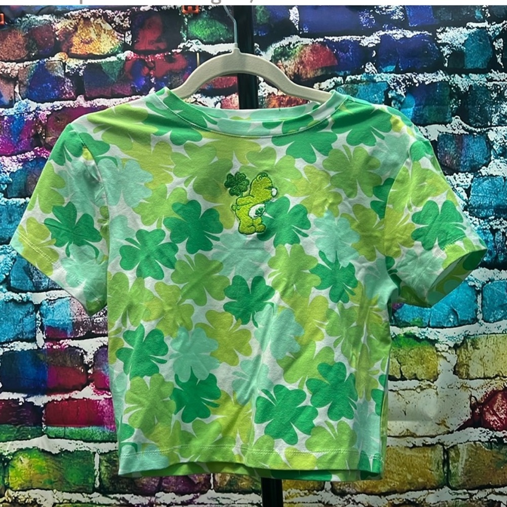 St Patrick’s care bear crop tee